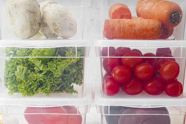 冰箱清潔與食材收納：讓你的冰箱不再比捷運地板髒！